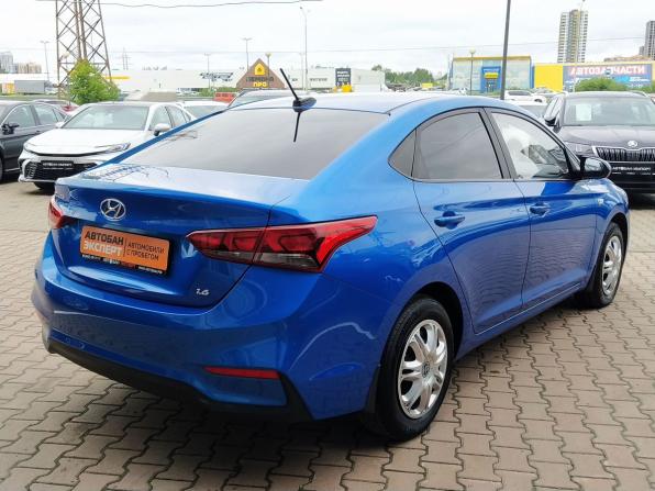 Hyundai Solaris II с пробегом 2017 года, цена 1 014 000 рублей, 171000 км, седан, Автокод Объявления