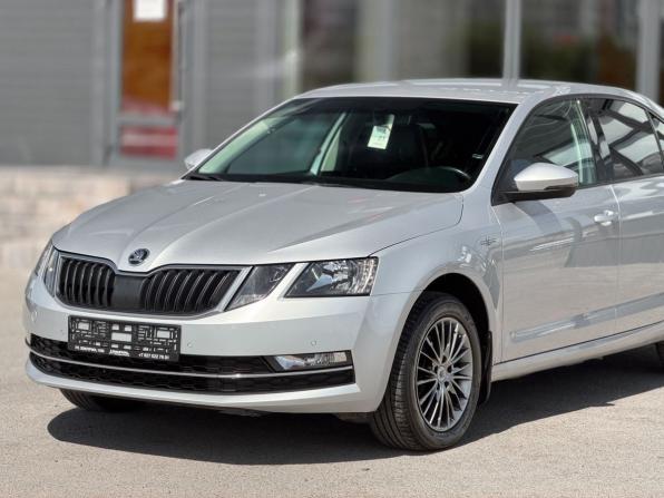 Skoda Octavia III (A7) Рестайлинг с пробегом 2018 года, цена 1 580 000 рублей, 136212 км, лифтбек, Автокод Объявления