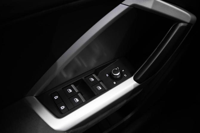 Audi Q3 Sportback II (F3) с пробегом 2020 года, цена 4 297 000 рублей, 42817 км, внедорожник, Автокод Объявления