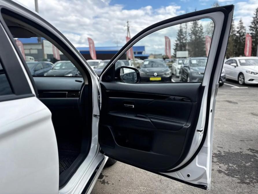Mitsubishi Outlander III Рестайлинг 3 Альметьевск  - изображение 25