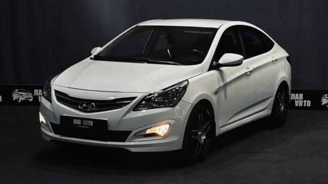 Hyundai Solaris I Рестайлинг с пробегом 2015 года, цена 903 000 рублей, 128000 км, седан, Автокод Объявления