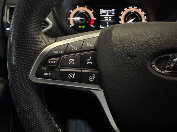 Lada (ВАЗ) Vesta I Рестайлинг (NG) с пробегом 2024 года, цена 1 259 000 рублей, 31700 км, седан, Автокод Объявления