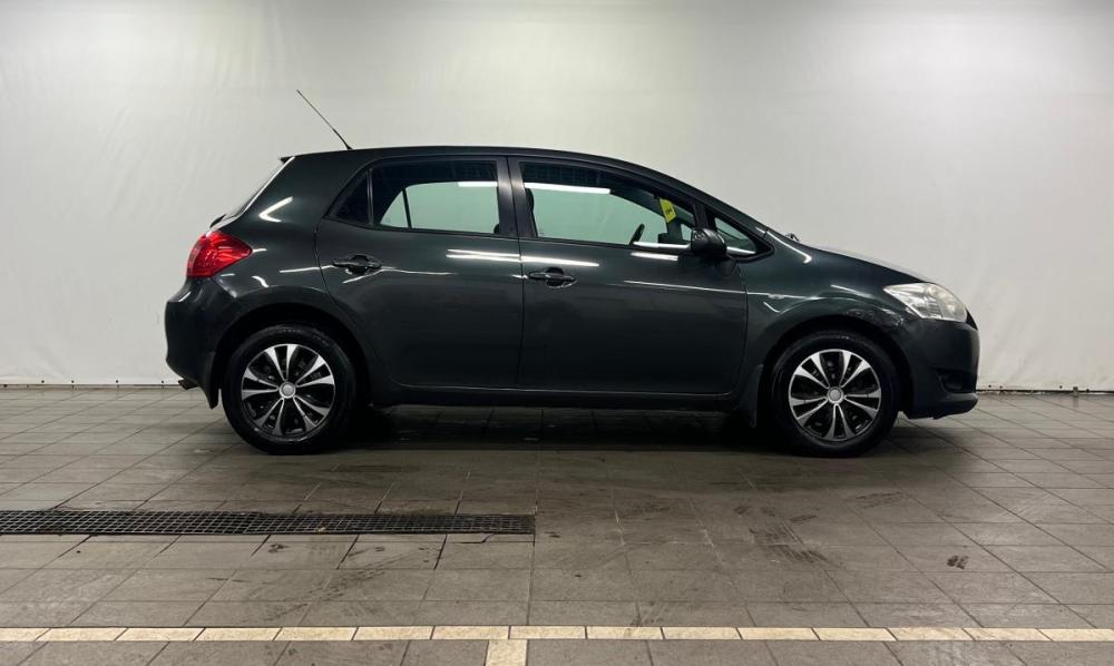 Toyota Auris I Санкт-Петербург  - изображение 3