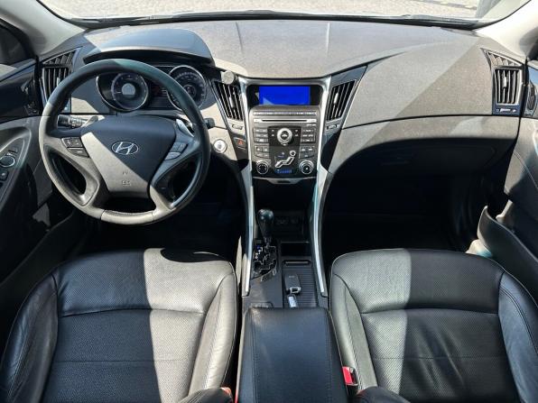 Hyundai Sonata VI (YF) с пробегом 2010 года, цена 949 000 рублей, 213587 км, седан, Автокод Объявления