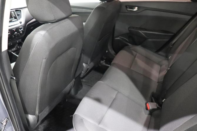 Hyundai Solaris II с пробегом 2017 года, цена 910 000 рублей, 108795 км, седан, Автокод Объявления