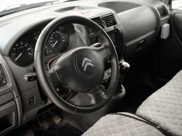 Citroen Jumpy II Рестайлинг с пробегом 2016 года, цена 800 000 рублей, 223349 км, фургон, Автокод Объявления