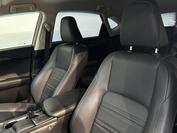 Lexus NX I Рестайлинг с пробегом 2019 года, цена 3 800 000 рублей, 74223 км, внедорожник, Автокод Объявления