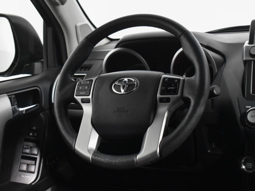 Toyota Land Cruiser Prado 150 Series Рестайлинг 1 Санкт-Петербург  - изображение 14