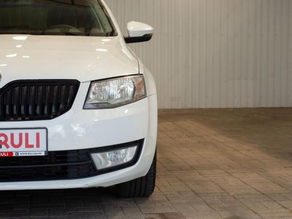 Skoda Octavia III (A7) с пробегом 2013 года, цена 865 000 рублей, 255902 км, лифтбек, Автокод Объявления