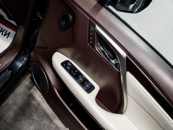 Lexus RX IV с пробегом 2018 года, цена 5 000 000 рублей, 135600 км, внедорожник, Автокод Объявления