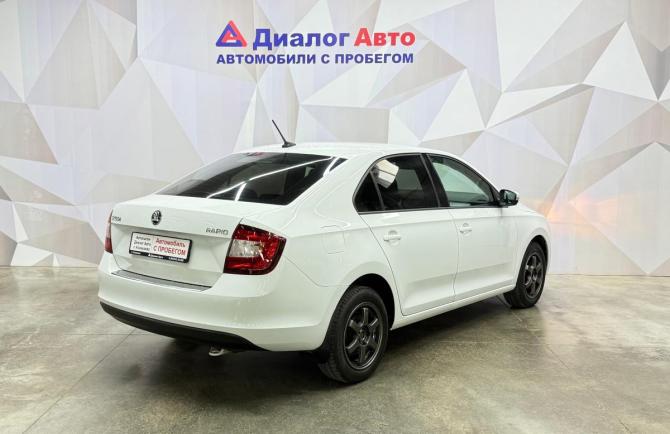Skoda Rapid I Рестайлинг с пробегом 2018 года, цена 1 050 000 рублей, 160734 км, лифтбек, Автокод Объявления