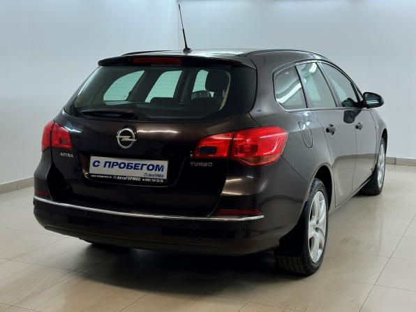 Opel Astra J Рестайлинг с пробегом 2013 года, цена 715 000 рублей, 221662 км, универсал, Автокод Объявления