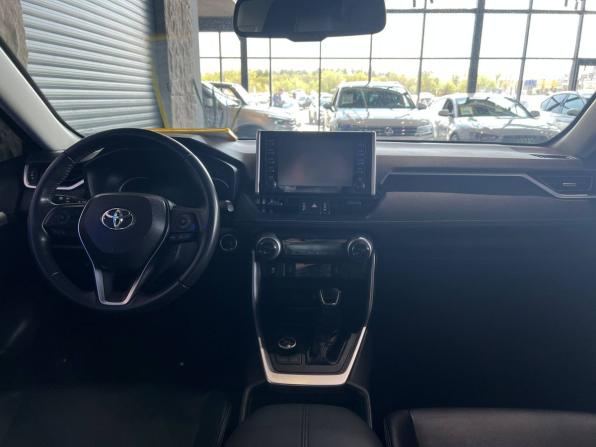 Toyota RAV4 V (XA50) с пробегом 2021 года, цена 3 700 000 рублей, 55000 км, внедорожник, Автокод Объявления