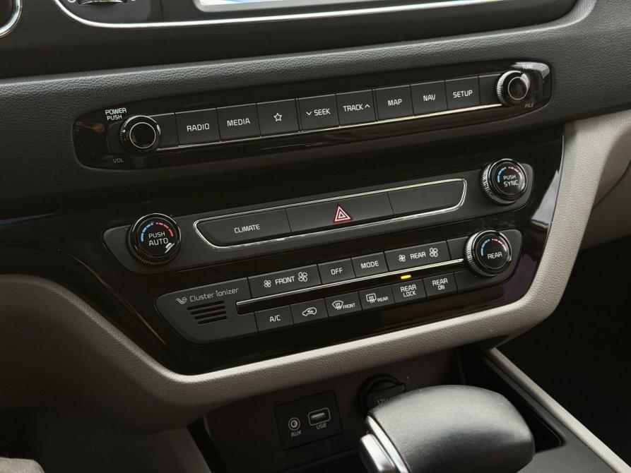 Kia Carnival III Санкт-Петербург  - изображение 19