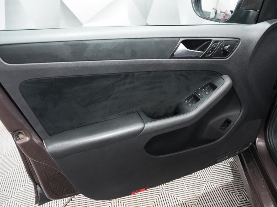Volkswagen Jetta VI Рестайлинг Ульяновск  - изображение 16