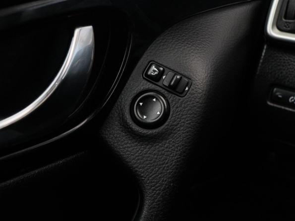 Nissan Qashqai II с пробегом 2016 года, цена 1 600 000 рублей, 117092 км, внедорожник, Автокод Объявления