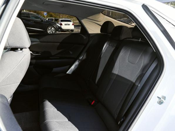 Hyundai Elantra VII (CN7) с пробегом 2021 года, цена 1 749 000 рублей, 162650 км, седан, Автокод Объявления