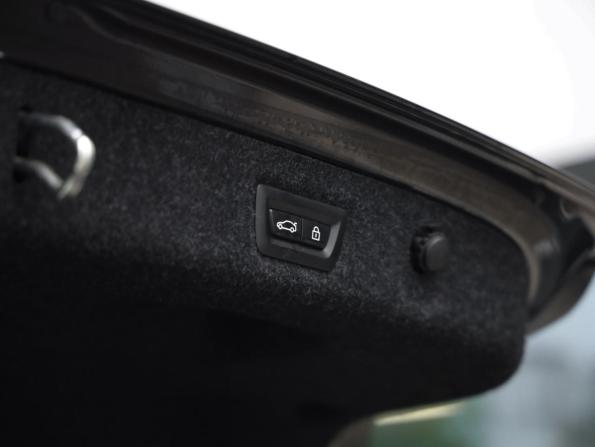 BMW 5 серии VII (G30/G31/G38) с пробегом 2017 года, цена 3 799 000 рублей, 97914 км, седан, Автокод Объявления