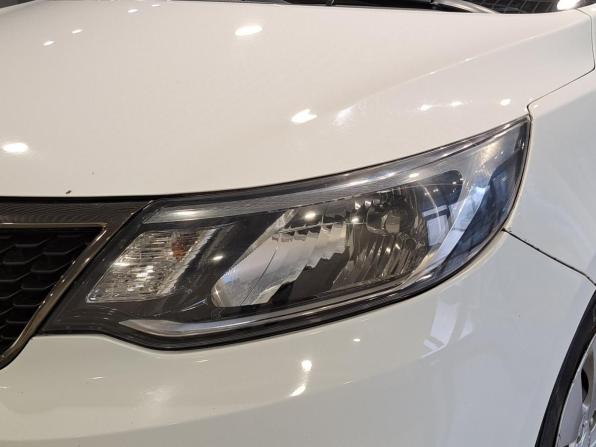 Kia Rio III Рестайлинг с пробегом 2017 года, цена 1 080 000 рублей, 178590 км, седан, Автокод Объявления
