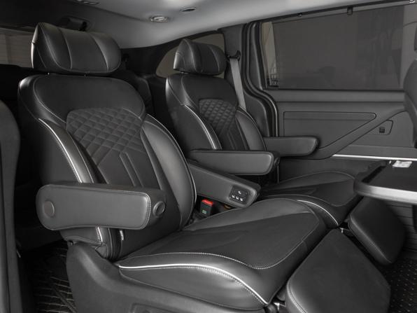 Hyundai Custo с пробегом 2023 года, цена 3 789 854 рубля, 19961 км, минивэн, Автокод Объявления