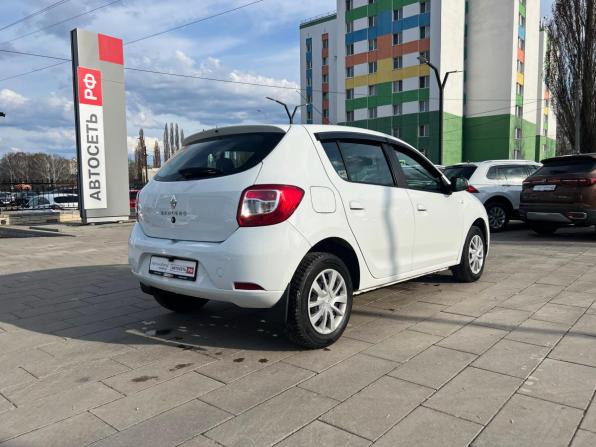 Renault Sandero II Рестайлинг с пробегом 2020 года, цена 924 500 рублей, 66877 км, хэтчбек, Автокод Объявления