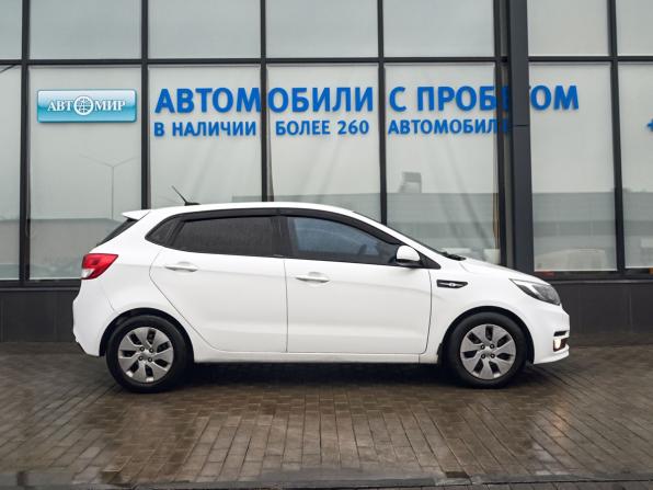 Kia Rio III Рестайлинг с пробегом 2017 года, цена 650 000 рублей, 261762 км, хэтчбек, Автокод Объявления