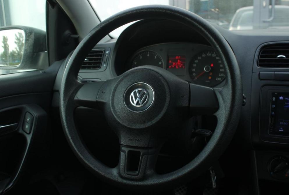 Volkswagen Polo V Саратов  - изображение 16