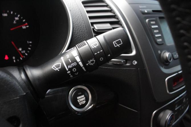 Kia Sorento II Рестайлинг с пробегом 2012 года, цена 1 390 000 рублей, 314407 км, внедорожник, Автокод Объявления