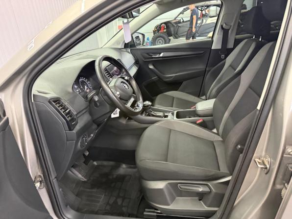 Skoda Karoq I с пробегом 2021 года, цена 1 997 000 рублей, 157719 км, внедорожник, Автокод Объявления