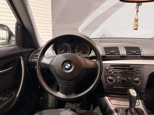 BMW 1 серии I (E81/E82/E87/E88) Рестайлинг с пробегом 2011 года, цена 855 000 рублей, 142000 км, хэтчбек, Автокод Объявления