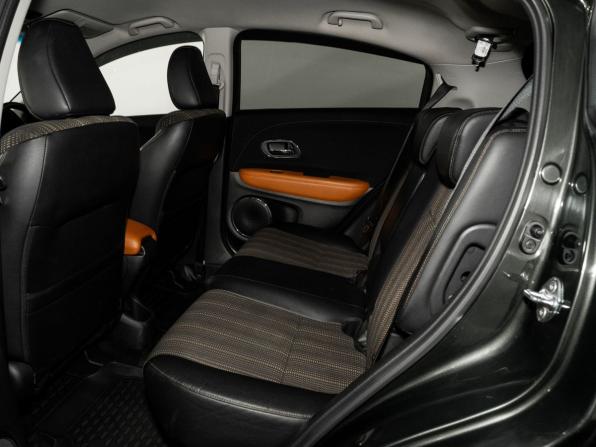 Honda Vezel I с пробегом 2014 года, цена 1 499 500 рублей, 166527 км, внедорожник, Автокод Объявления