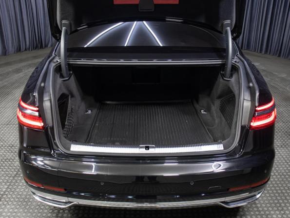 Audi A8 IV (D5) с пробегом 2018 года, цена 3 598 000 рублей, 240000 км, седан, Автокод Объявления