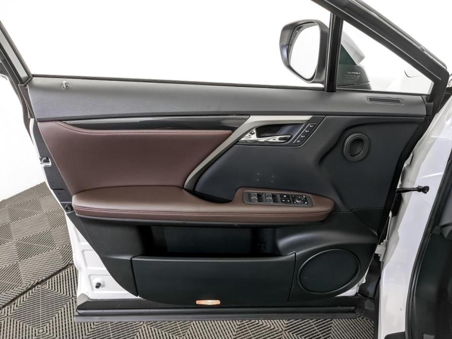Lexus RX IV Рестайлинг Москва  - изображение 19