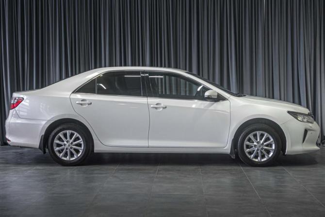 Toyota Camry VII (XV50) Рестайлинг с пробегом 2015 года, цена 1 949 000 рублей, 233794 км, седан, Автокод Объявления