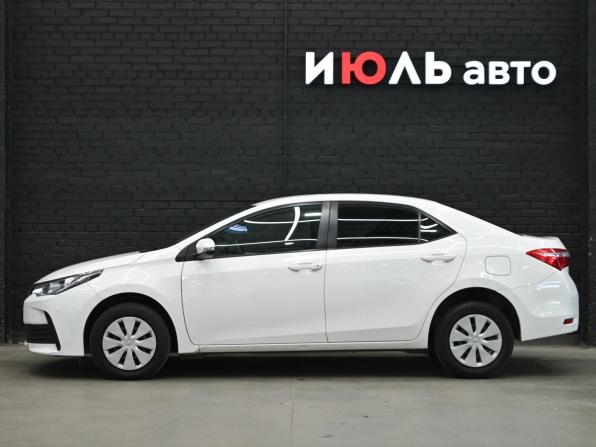 Toyota Corolla XI (E160 E170 E180) Рестайлинг 1 с пробегом 2016 года, цена 1 370 000 рублей, 116751 км, седан, Автокод Объявления