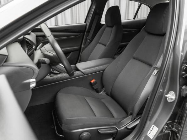 Mazda 3 IV (BP) с пробегом 2019 года, цена 2 095 000 рублей, 71708 км, седан, Автокод Объявления