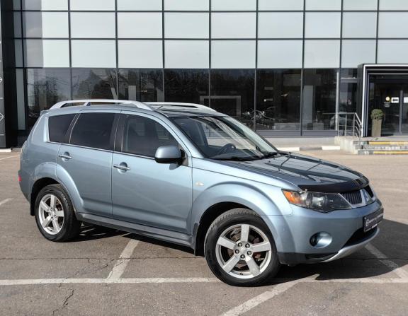 Mitsubishi Outlander II с пробегом 2008 года, цена 675 000 рублей, 258225 км, внедорожник, Автокод Объявления