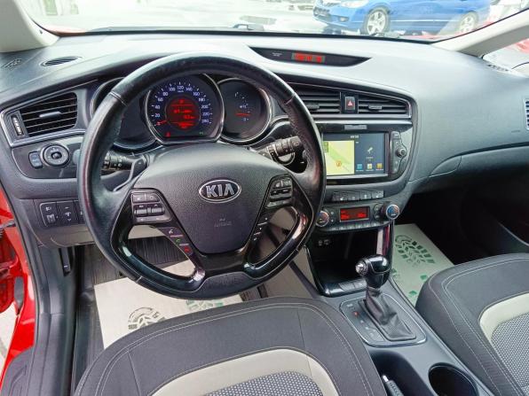 Kia Ceed II Рестайлинг с пробегом 2018 года, цена 1 599 995 рублей, 79760 км, хэтчбек, Автокод Объявления