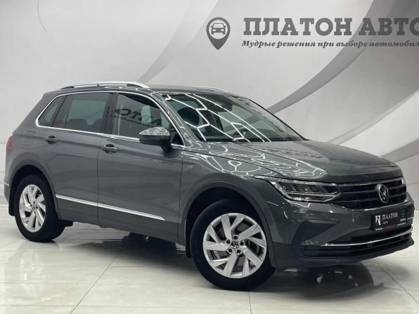 Volkswagen Tiguan II Рестайлинг с пробегом 2021 года, цена 3 400 000 рублей, 42121 км, внедорожник, Автокод Объявления