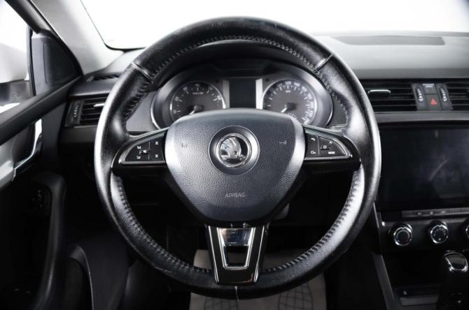 Skoda Octavia III (A7) с пробегом 2015 года, цена 909 000 рублей, 227700 км, лифтбек, Автокод Объявления