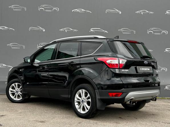 Ford Kuga II Рестайлинг с пробегом 2018 года, цена 1 699 300 рублей, 109054 км, внедорожник, Автокод Объявления