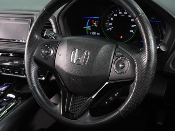 Honda Vezel I с пробегом 2014 года, цена 1 299 000 рублей, 157953 км, внедорожник, Автокод Объявления