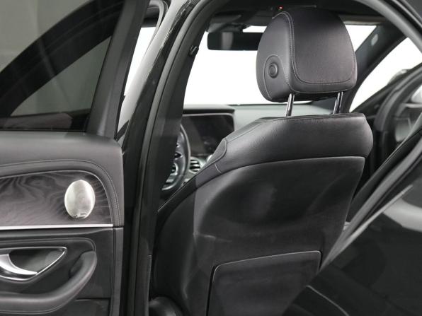 Mercedes-Benz E-Класс V (W213 S213 C238) Рестайлинг с пробегом 2020 года, цена 3 750 000 рублей, 179977 км, седан, Автокод Объявления