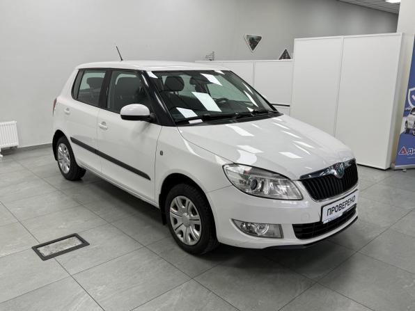 Skoda Fabia II Рестайлинг с пробегом 2011 года, цена 600 000 рублей, 131350 км, хэтчбек, Автокод Объявления