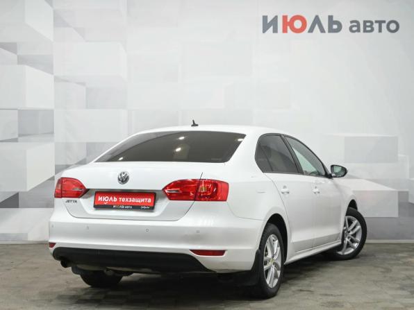 Volkswagen Jetta VI с пробегом 2013 года, цена 990 000 рублей, 260451 км, седан, Автокод Объявления