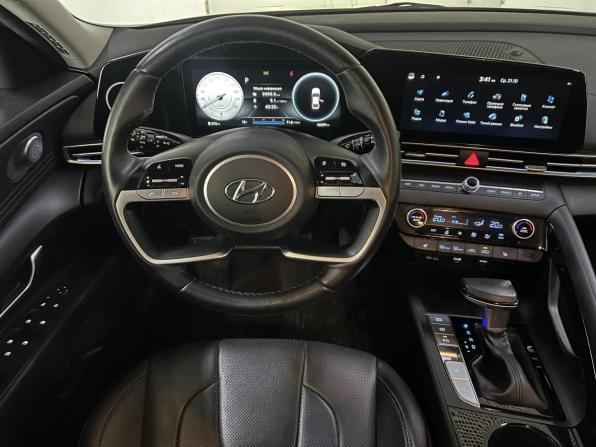 Hyundai Elantra VII (CN7) с пробегом 2021 года, цена 2 155 000 рублей, 46036 км, седан, Автокод Объявления