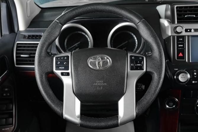 Toyota Land Cruiser Prado 150 Series Рестайлинг 1 с пробегом 2016 года, цена 4 119 000 рублей, 185000 км, внедорожник, Автокод Объявления