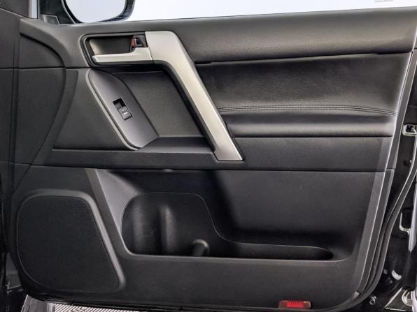 Toyota Land Cruiser Prado 150 Series Рестайлинг 2 с пробегом 2020 года, цена 6 110 000 рублей, 83400 км, внедорожник, Автокод Объявления