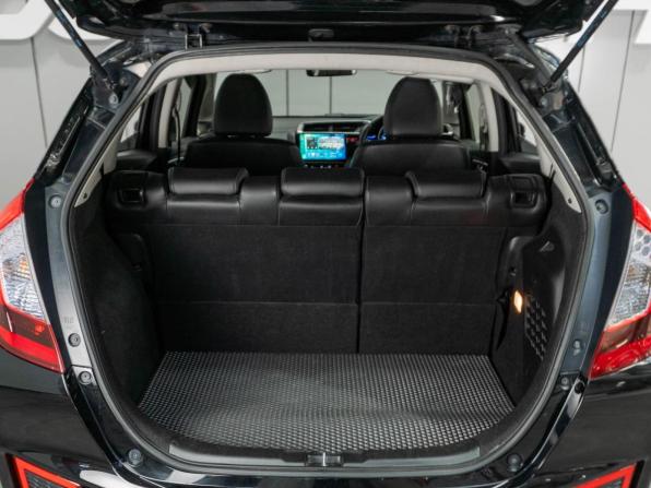 Honda Fit III с пробегом 2014 года, цена 1 129 000 рублей, 144631 км, хэтчбек, Автокод Объявления