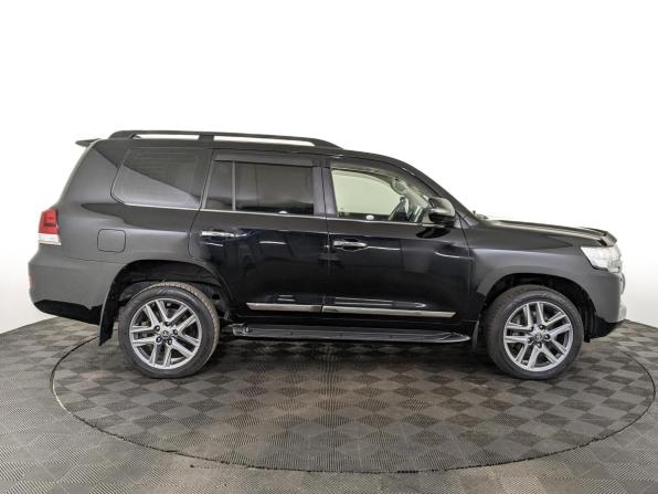 Toyota Land Cruiser 200 Series Рестайлинг 2 с пробегом 2015 года, цена 5 145 000 рублей, 152605 км, внедорожник, Автокод Объявления